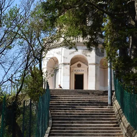 Hotell Capanna C.a.o. *