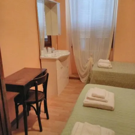 Hotell Capanna C.a.o. *